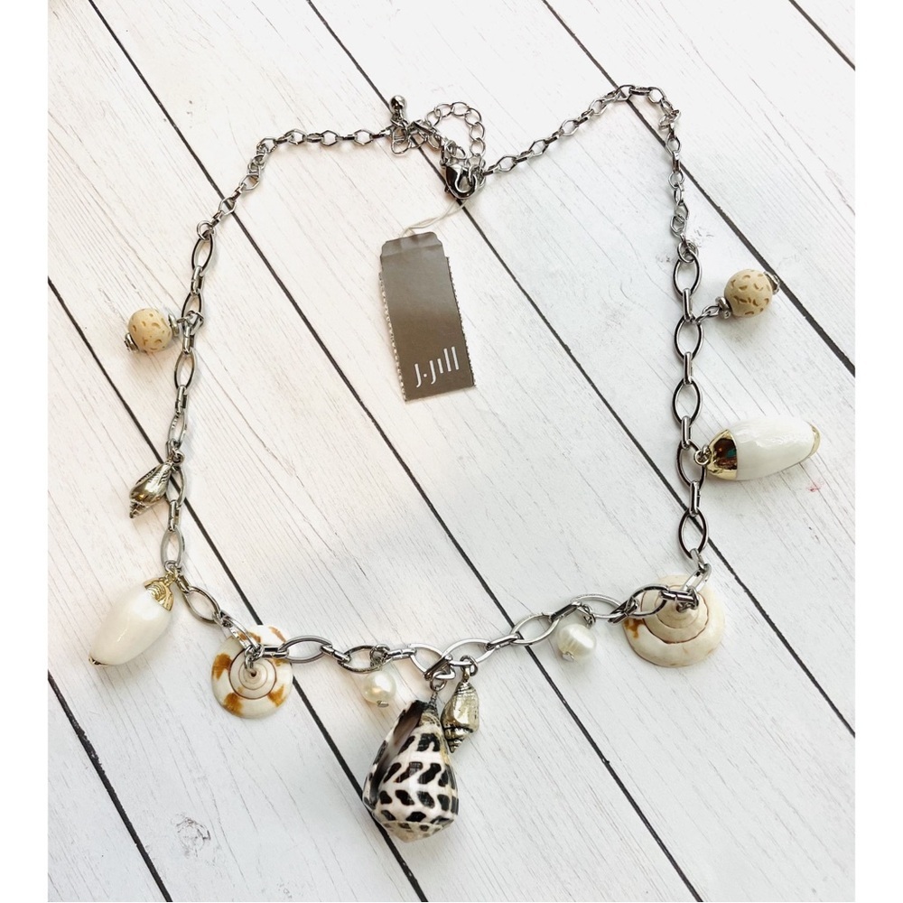 NEW NWT J. Jill Silver Chain Charm Necklace with Shell Accents $59 Retail